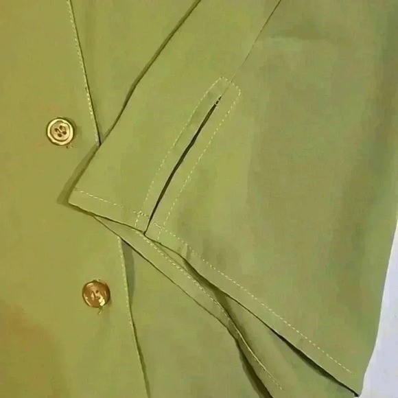 Elementz Womens top sz 1X color green shortsleeve blouse button front ca… - Picture 9 of 15